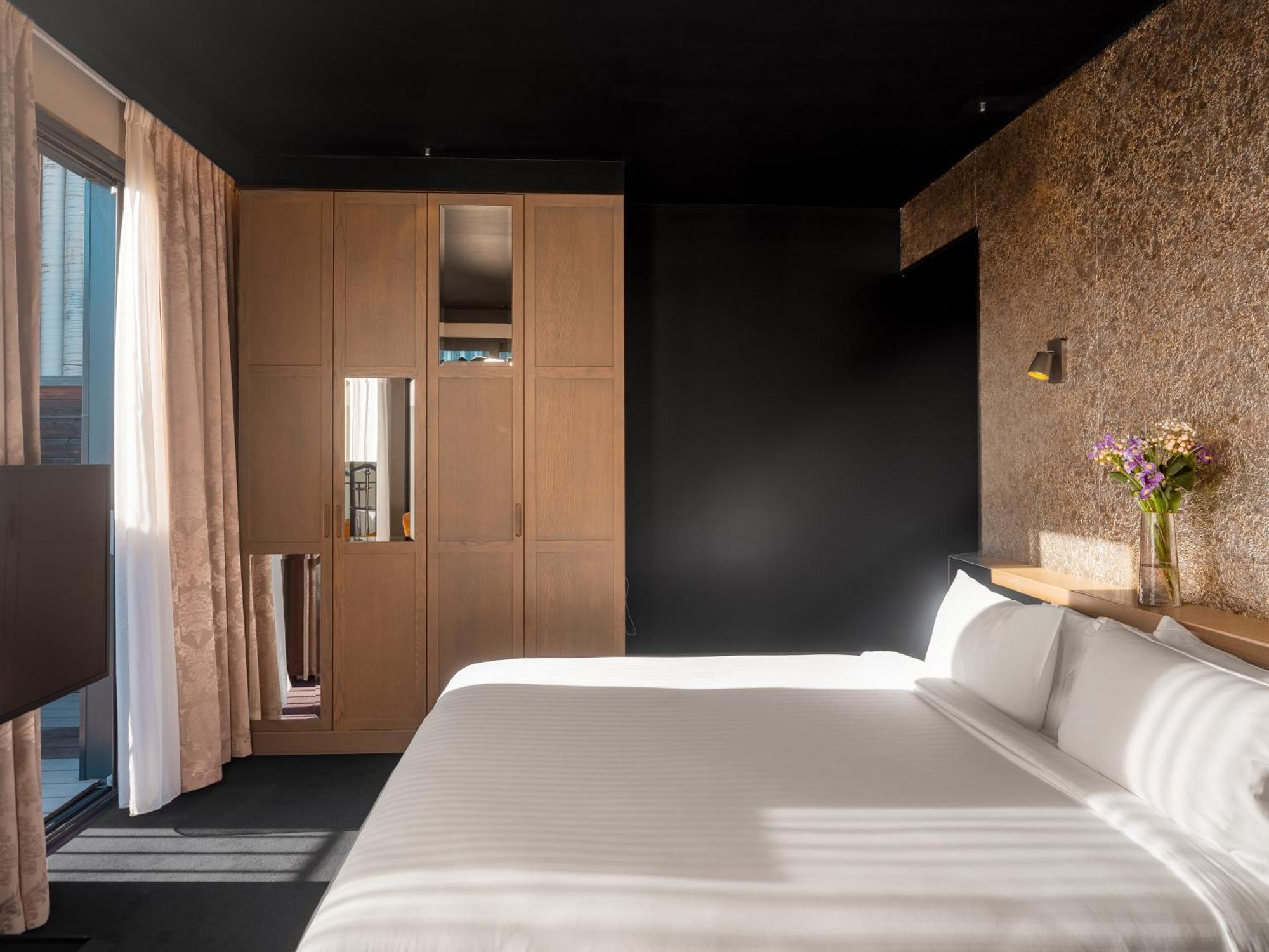 Hotel Grand Lafayette