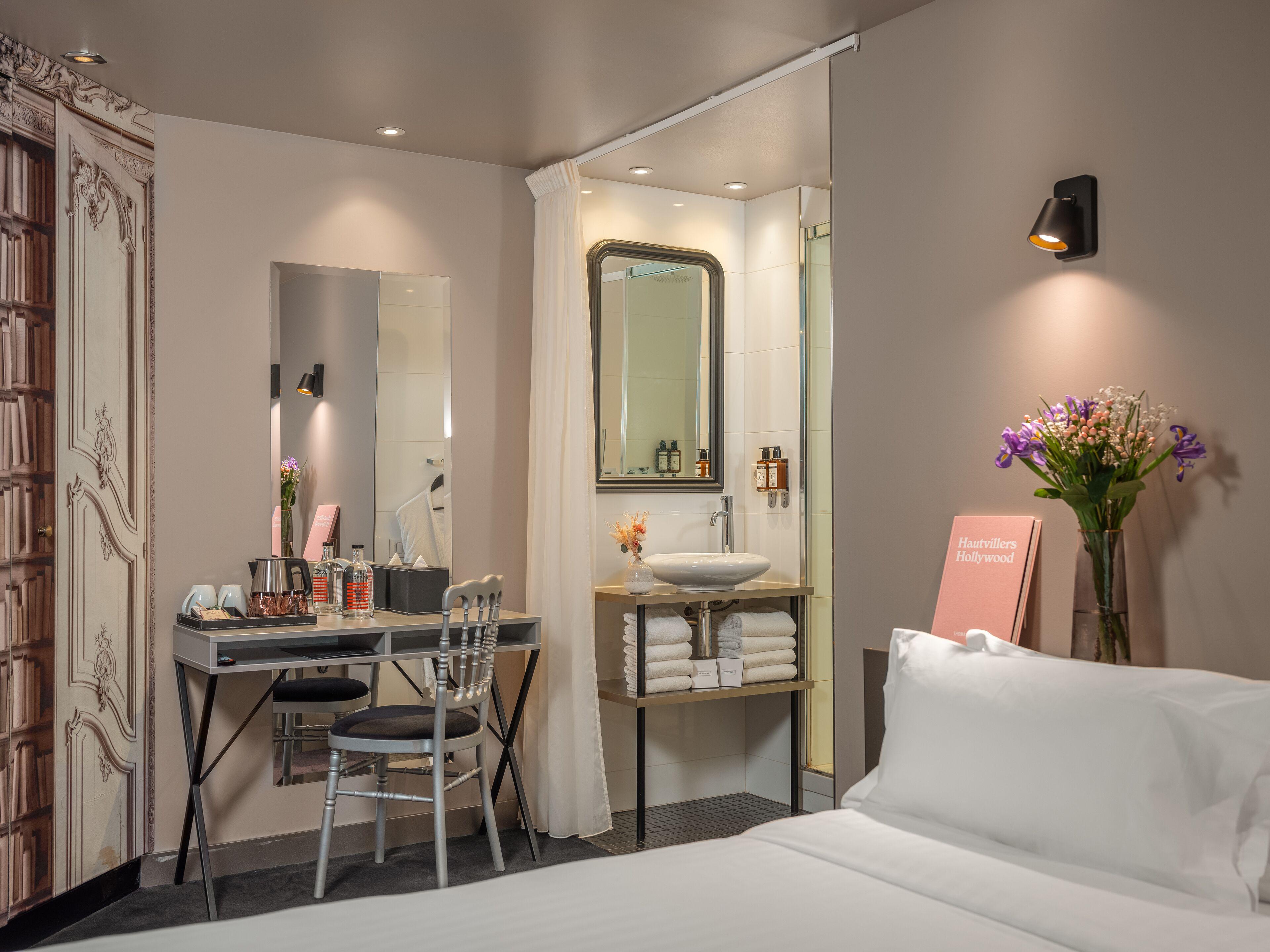 Grand Lafayette Hotel